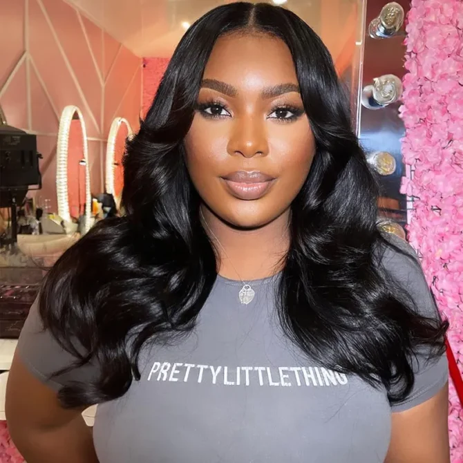 Shoulder Length Loose Wave U Part Human Hair Wig Trendy Layered Cut Style For Women